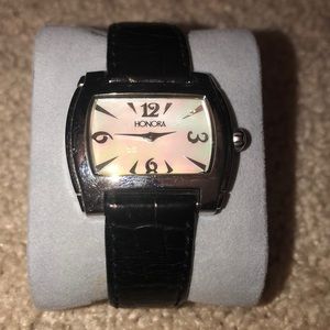 Honora watch